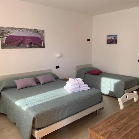 Casa Fiorita Bed & Breakfast